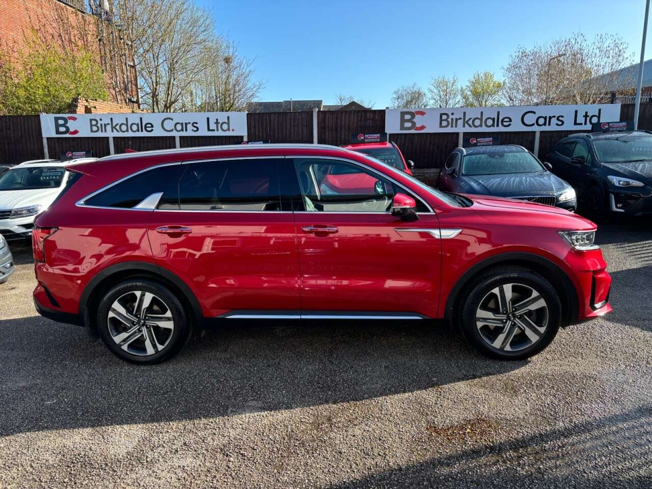 A 2020 KIA SORENTO 2.2 CRDi 3 SUV 5dr Diesel 7-Seat AWD Auto Euro 6 (s/s) (199 bhp) FSH (KIA) A 2020 KIA SORENTO 2.2 CRDi 3 SUV 5dr Diesel 7-Seat AWD Auto Euro 6 (s/s) (199 bhp) FSH (KIA)