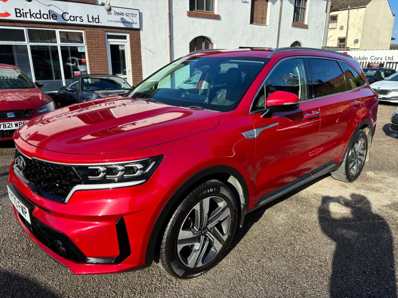 A 2020 KIA SORENTO 2.2 CRDi 3 SUV 5dr Diesel 7-Seat AWD Auto Euro 6 (s/s) (199 bhp) FSH (KIA) A 2020 KIA SORENTO 2.2 CRDi 3 SUV 5dr Diesel 7-Seat AWD Auto Euro 6 (s/s) (199 bhp) FSH (KIA)