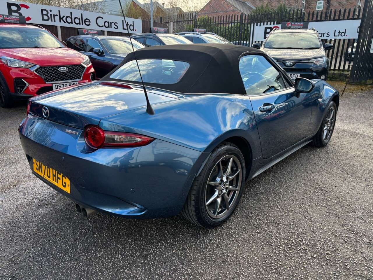 2020 MAZDA MX-5 2020 MAZDA MX-5