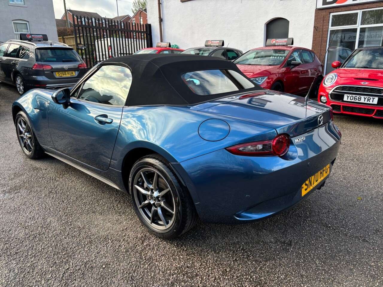 2020 MAZDA MX-5 2020 MAZDA MX-5