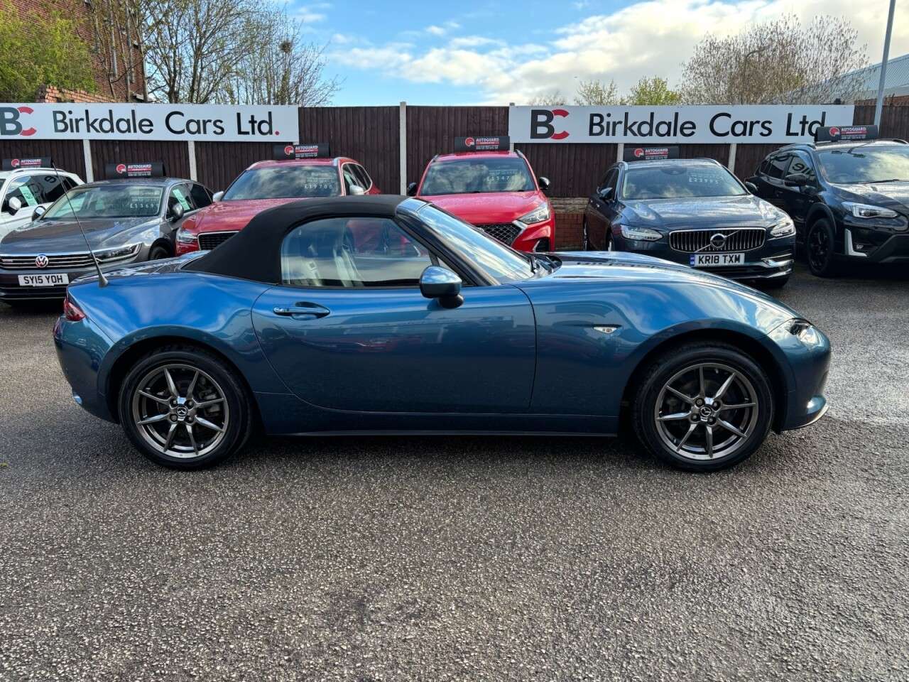 2020 MAZDA MX-5 2020 MAZDA MX-5