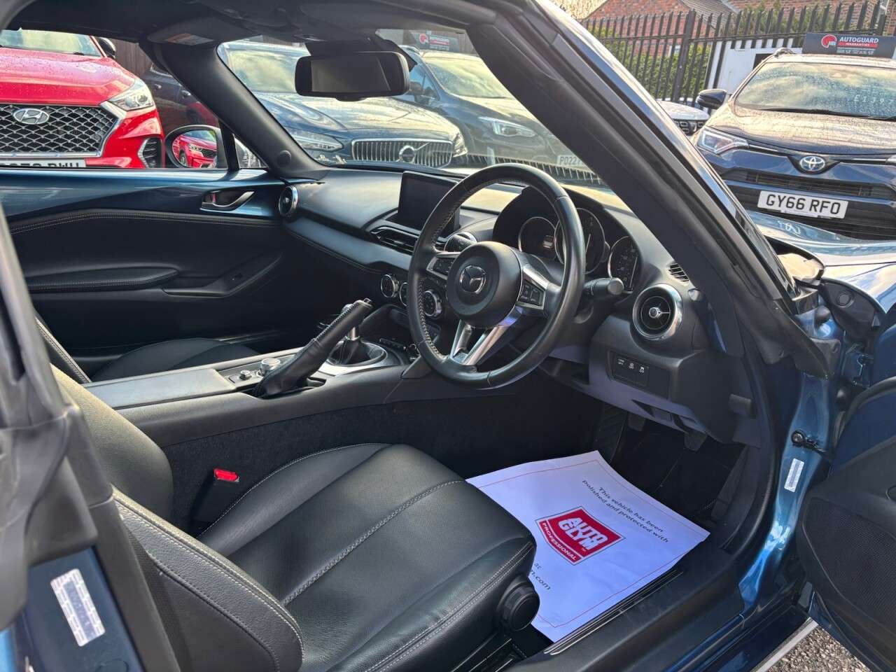2020 MAZDA MX-5 2020 MAZDA MX-5