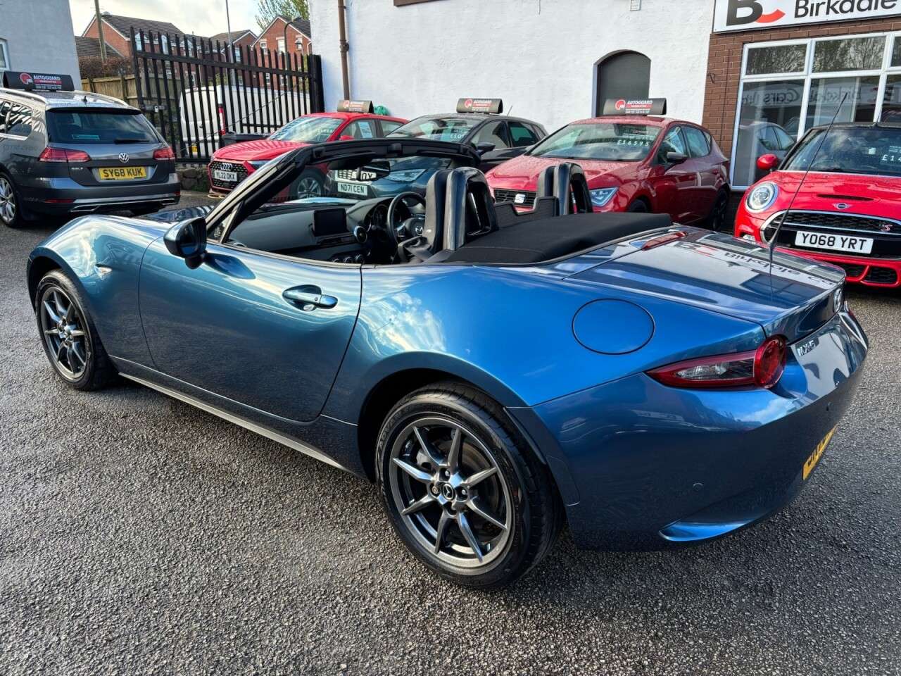 2020 MAZDA MX-5 2020 MAZDA MX-5