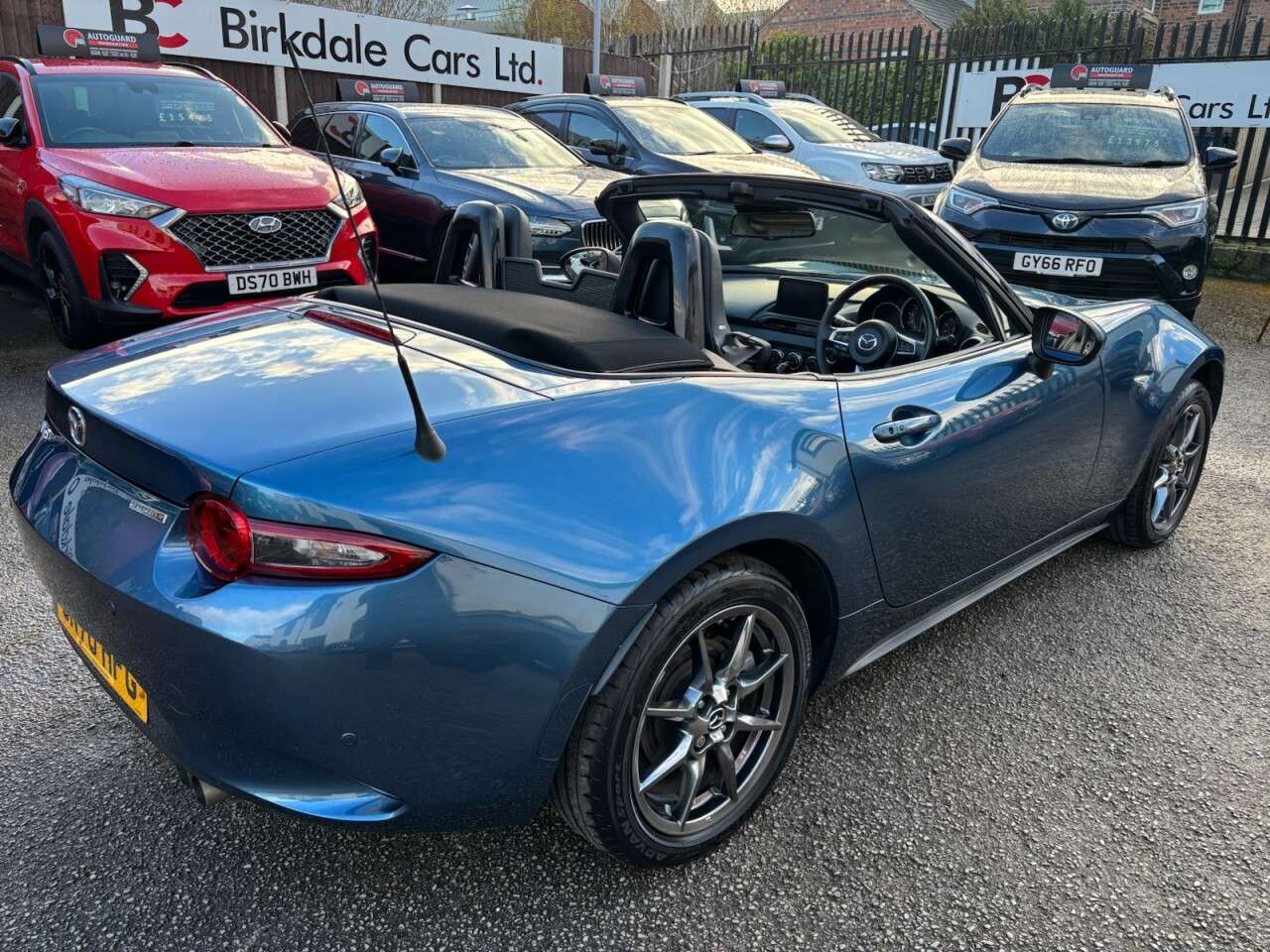 2020 MAZDA MX-5 2020 MAZDA MX-5