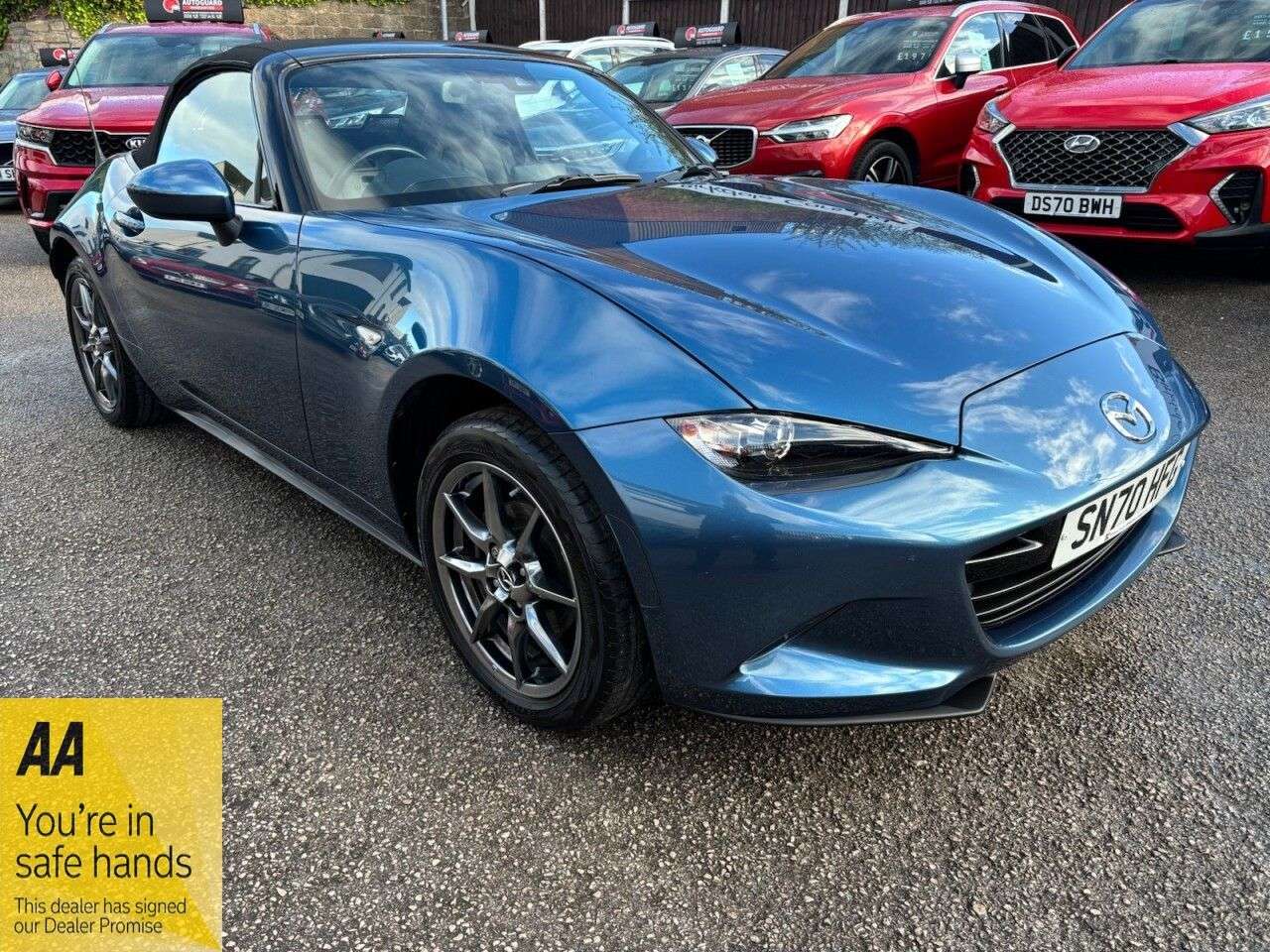 2020 MAZDA MX-5 2020 MAZDA MX-5
