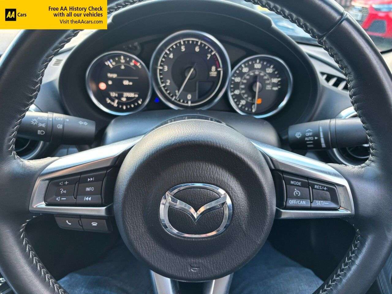 2020 MAZDA MX-5 2020 MAZDA MX-5