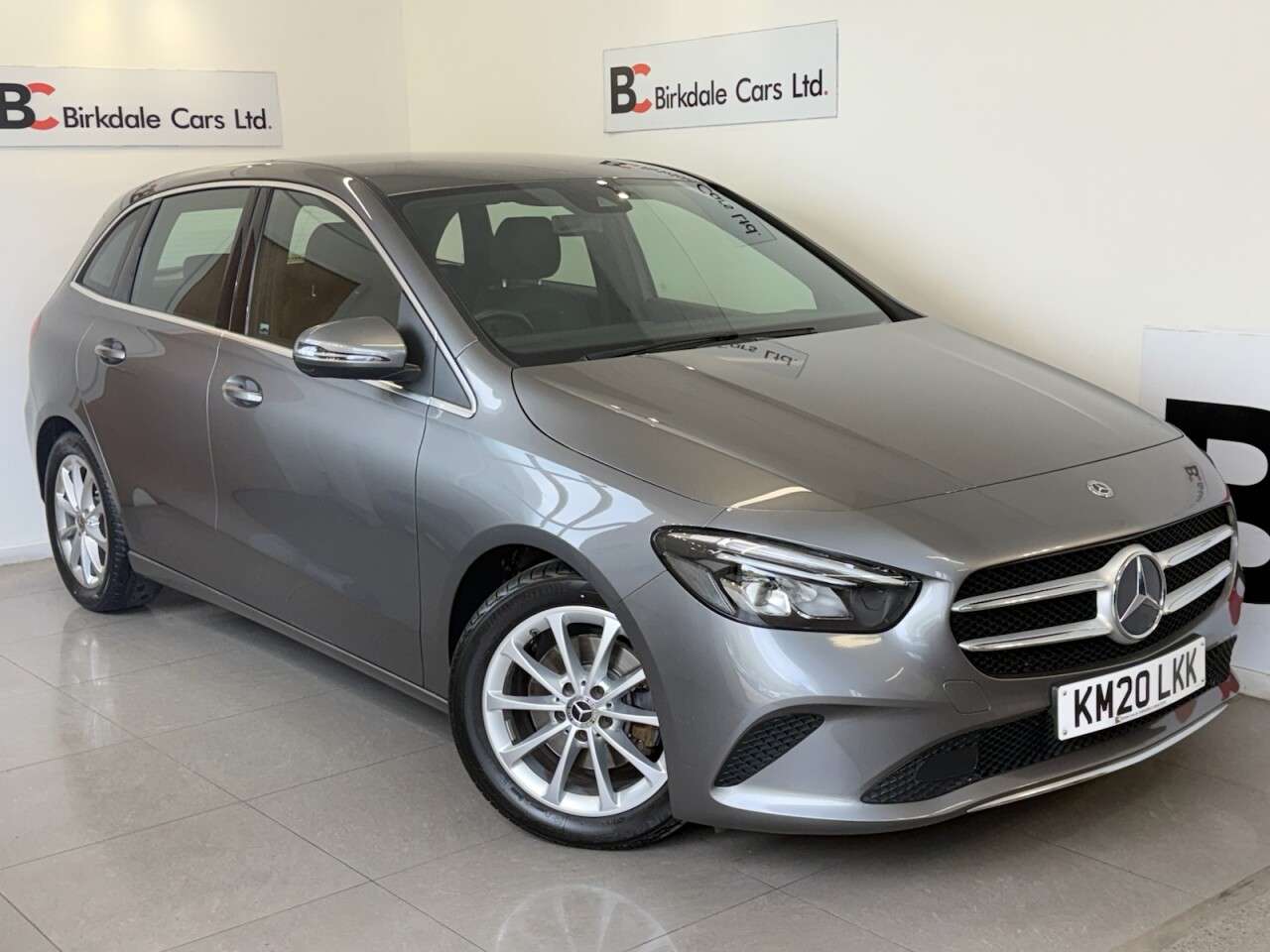 A 2020 MERCEDES-BENZ B-CLASS 2.0 B200d Sport MPV 5dr Diesel 8G-DCT Euro 6 (s/s) (150 ps) FSH (MERC) - HA A 2020 MERCEDES-BENZ B-CLASS 2.0 B200d Sport MPV 5dr Diesel 8G-DCT Euro 6 (s/s) (150 ps) FSH (MERC) - HA