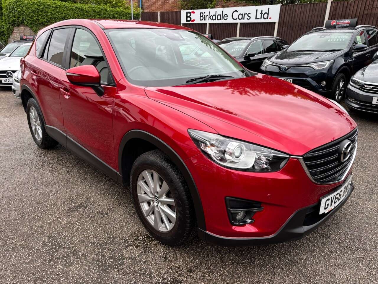 A 2017 MAZDA CX-5 2.0 SKYACTIV-G SE-L Nav SUV 5dr Petrol Manual Euro 6 (s/s) (165 ps) FSH - C A 2017 MAZDA CX-5 2.0 SKYACTIV-G SE-L Nav SUV 5dr Petrol Manual Euro 6 (s/s) (165 ps) FSH - C
