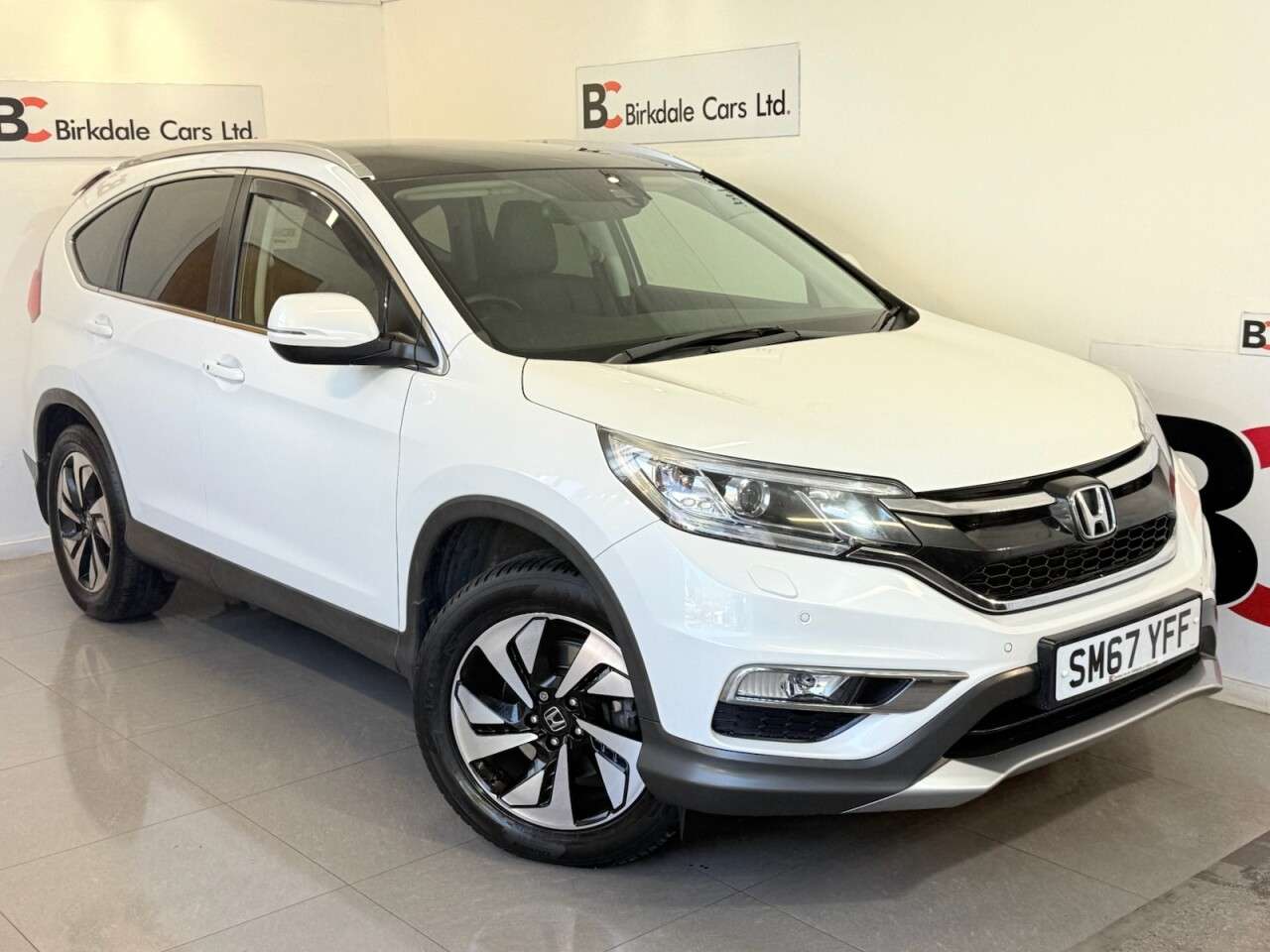 A 2018 HONDA CR-V 1.6 i-DTEC EX SUV 5dr Diesel 4WD Auto Euro 6 (160 ps) FSH/HONDA - LEATHER - A 2018 HONDA CR-V 1.6 i-DTEC EX SUV 5dr Diesel 4WD Auto Euro 6 (160 ps) FSH/HONDA - LEATHER -