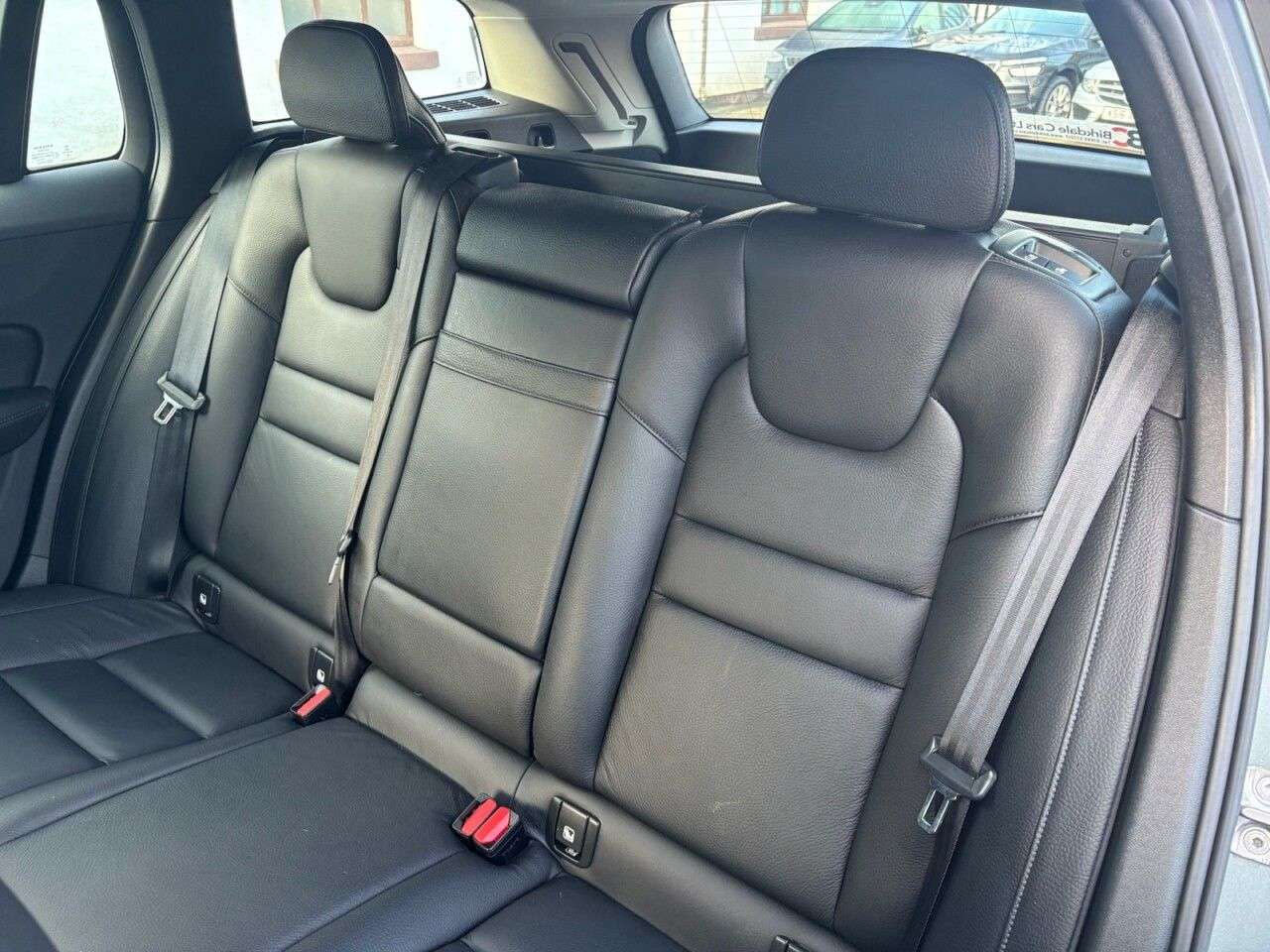 2018 VOLVO V60 2018 VOLVO V60