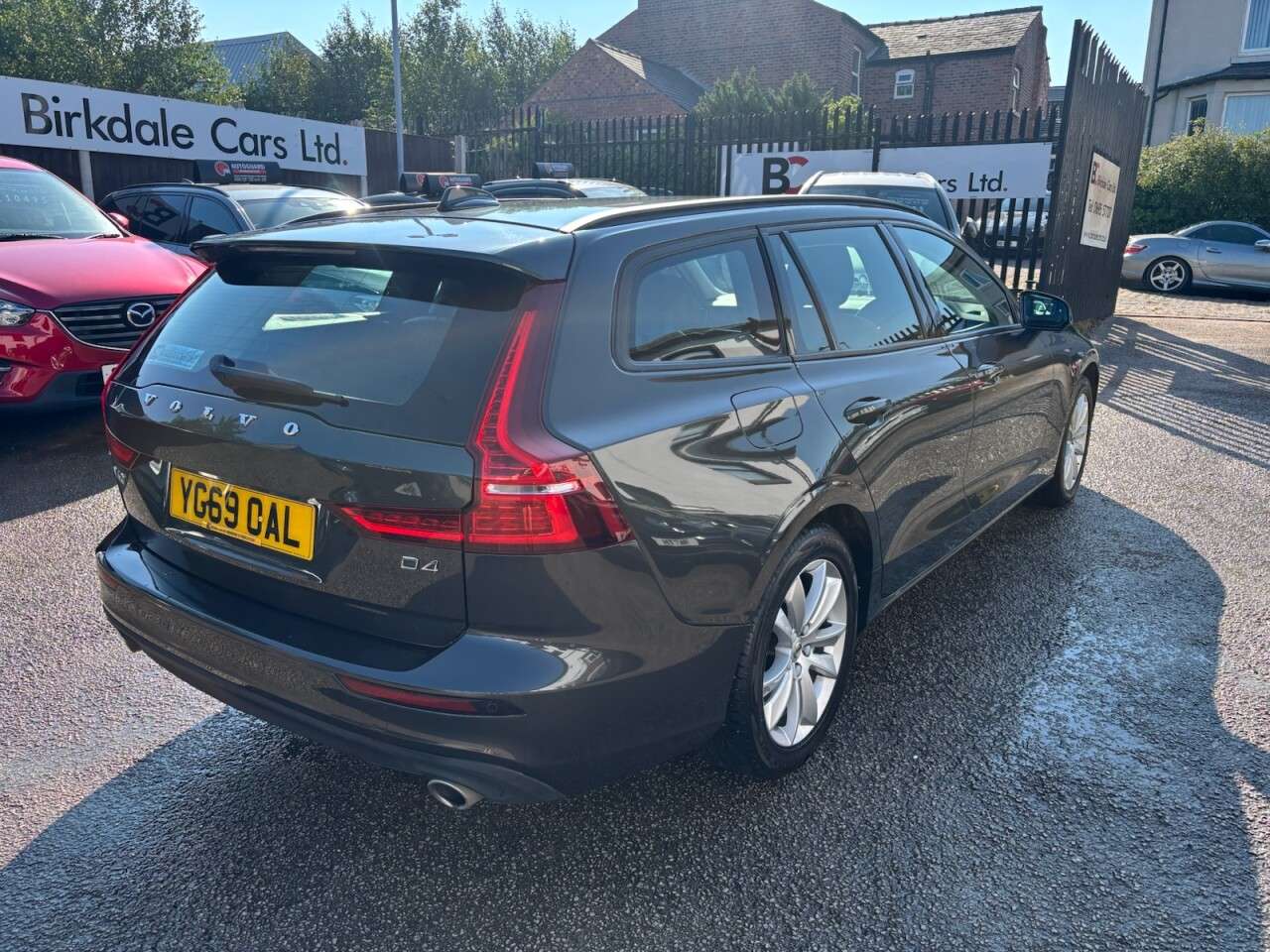 2019 VOLVO V60 2019 VOLVO V60