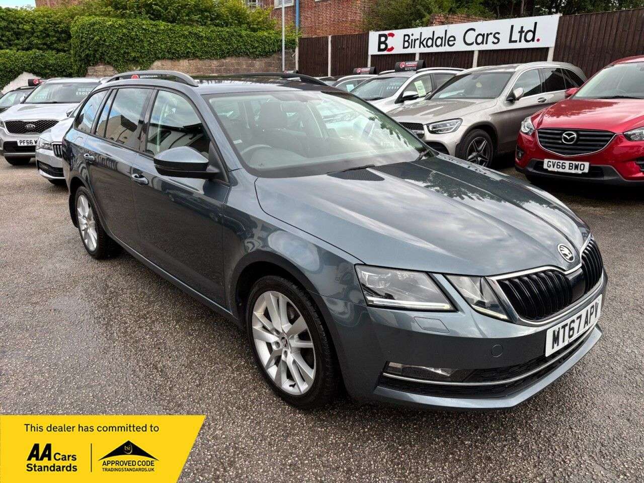 A 2017 SKODA OCTAVIA SE L TSI DSG A 2017 SKODA OCTAVIA SE L TSI DSG