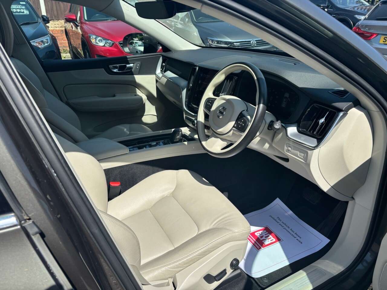 2020 VOLVO XC60 2020 VOLVO XC60