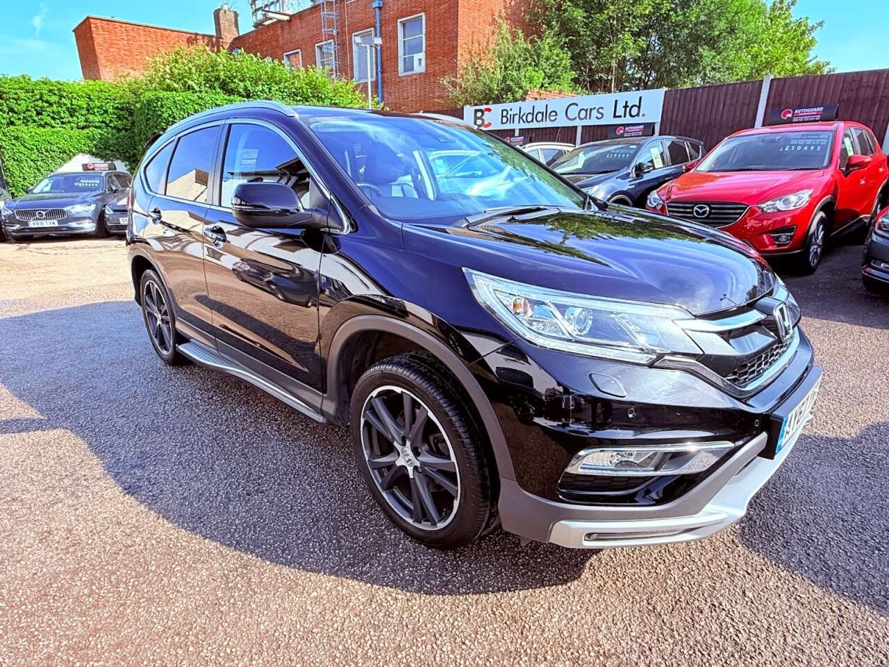 A 2017 HONDA CR-V 1.6 i-DTEC EX SUV 5dr Diesel Auto 4WD Euro 6 (160 ps) FSH - £4000 EXTRAS - A 2017 HONDA CR-V 1.6 i-DTEC EX SUV 5dr Diesel Auto 4WD Euro 6 (160 ps) FSH - £4000 EXTRAS -