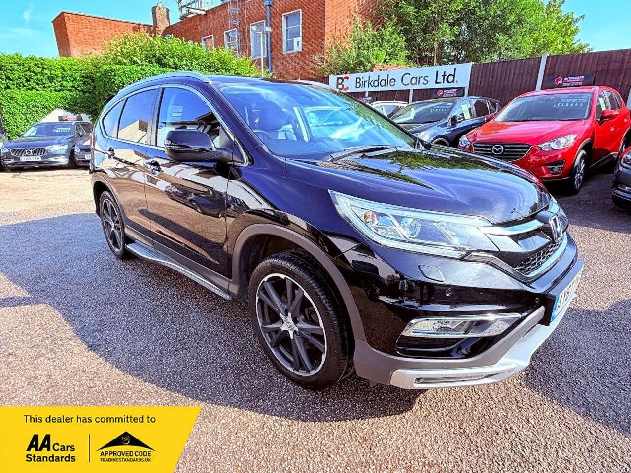 A 2017 HONDA CR-V 1.6 i-DTEC EX SUV 5dr Diesel Auto 4WD Euro 6 (160 ps) FSH - £4000 EXTRAS - A 2017 HONDA CR-V 1.6 i-DTEC EX SUV 5dr Diesel Auto 4WD Euro 6 (160 ps) FSH - £4000 EXTRAS -