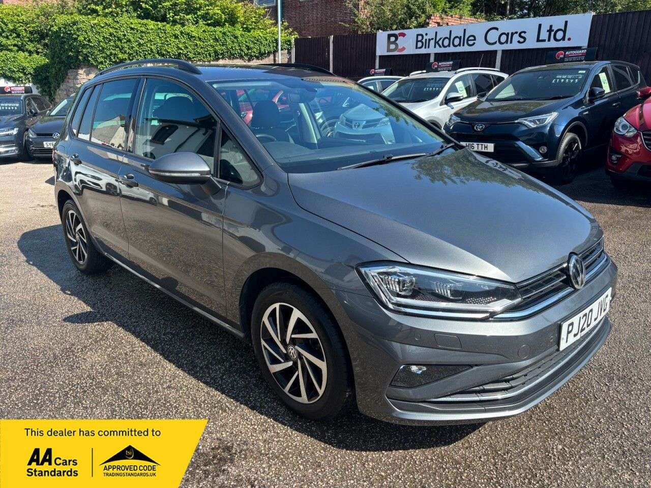 A 2020 VOLKSWAGEN GOLF SV 1.5 TSI EVO Match MPV 5dr Petrol Manual Euro 6 (s/s) (130 ps) FSH (VW) - HE A 2020 VOLKSWAGEN GOLF SV 1.5 TSI EVO Match MPV 5dr Petrol Manual Euro 6 (s/s) (130 ps) FSH (VW) - HE