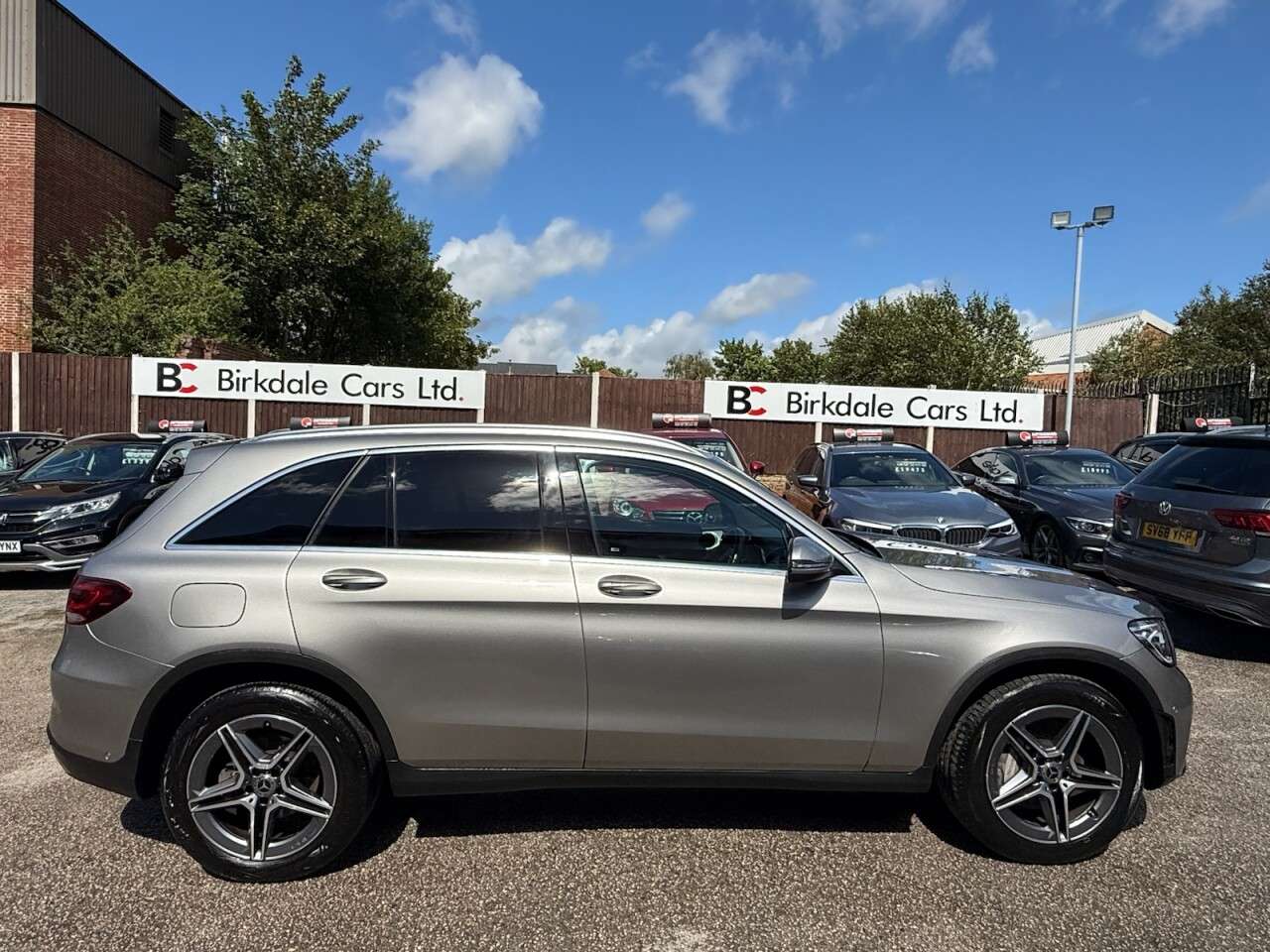 A 2022 MERCEDES-BENZ GLC 2.0 GLC220d AMG Line SUV 5dr Diesel G-Tronic+ 4MATIC 4WD Auto Euro 6 (s/s) A 2022 MERCEDES-BENZ GLC 2.0 GLC220d AMG Line SUV 5dr Diesel G-Tronic+ 4MATIC 4WD Auto Euro 6 (s/s)