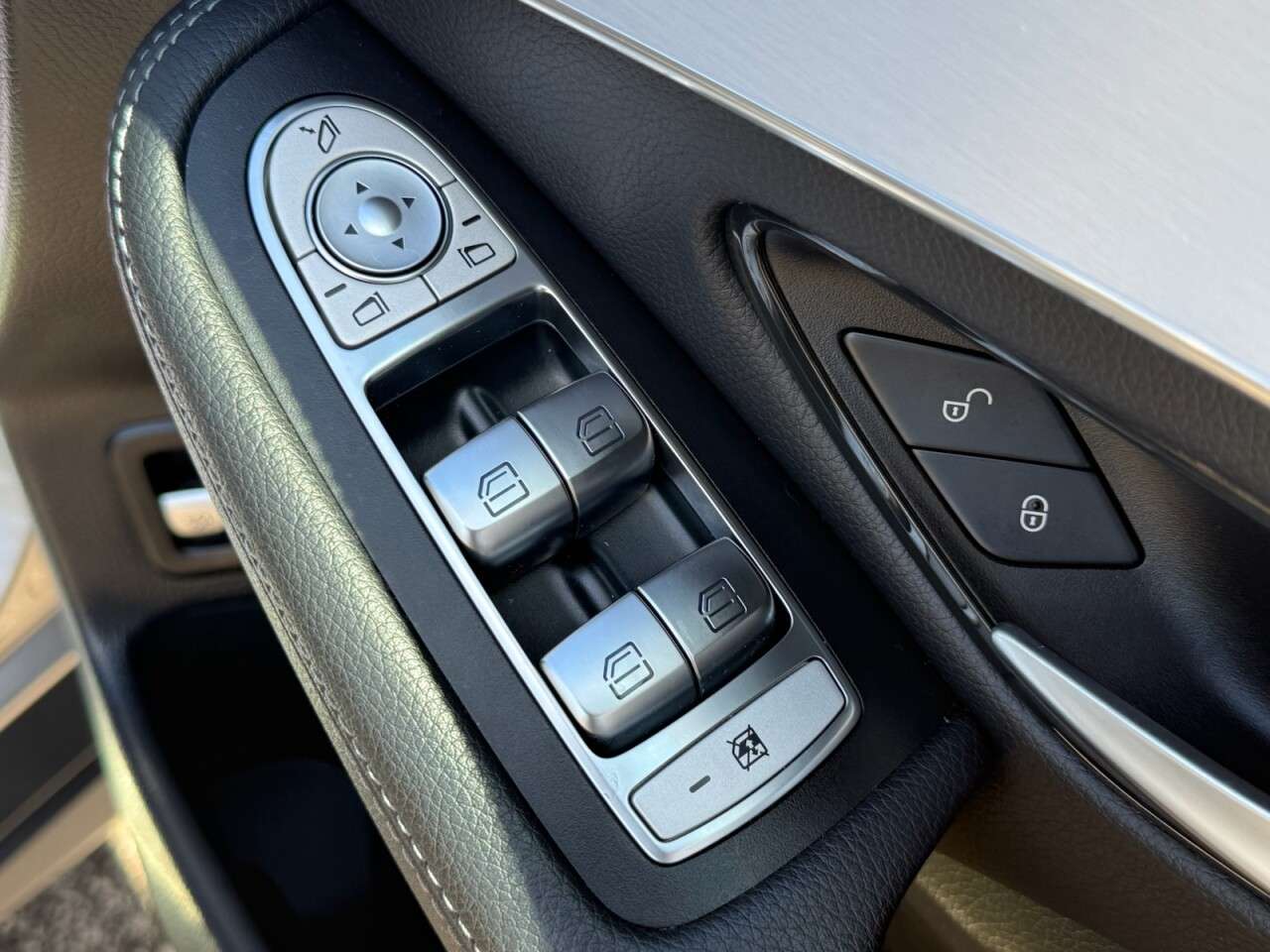 2022 MERCEDES-BENZ GLC 2022 MERCEDES-BENZ GLC
