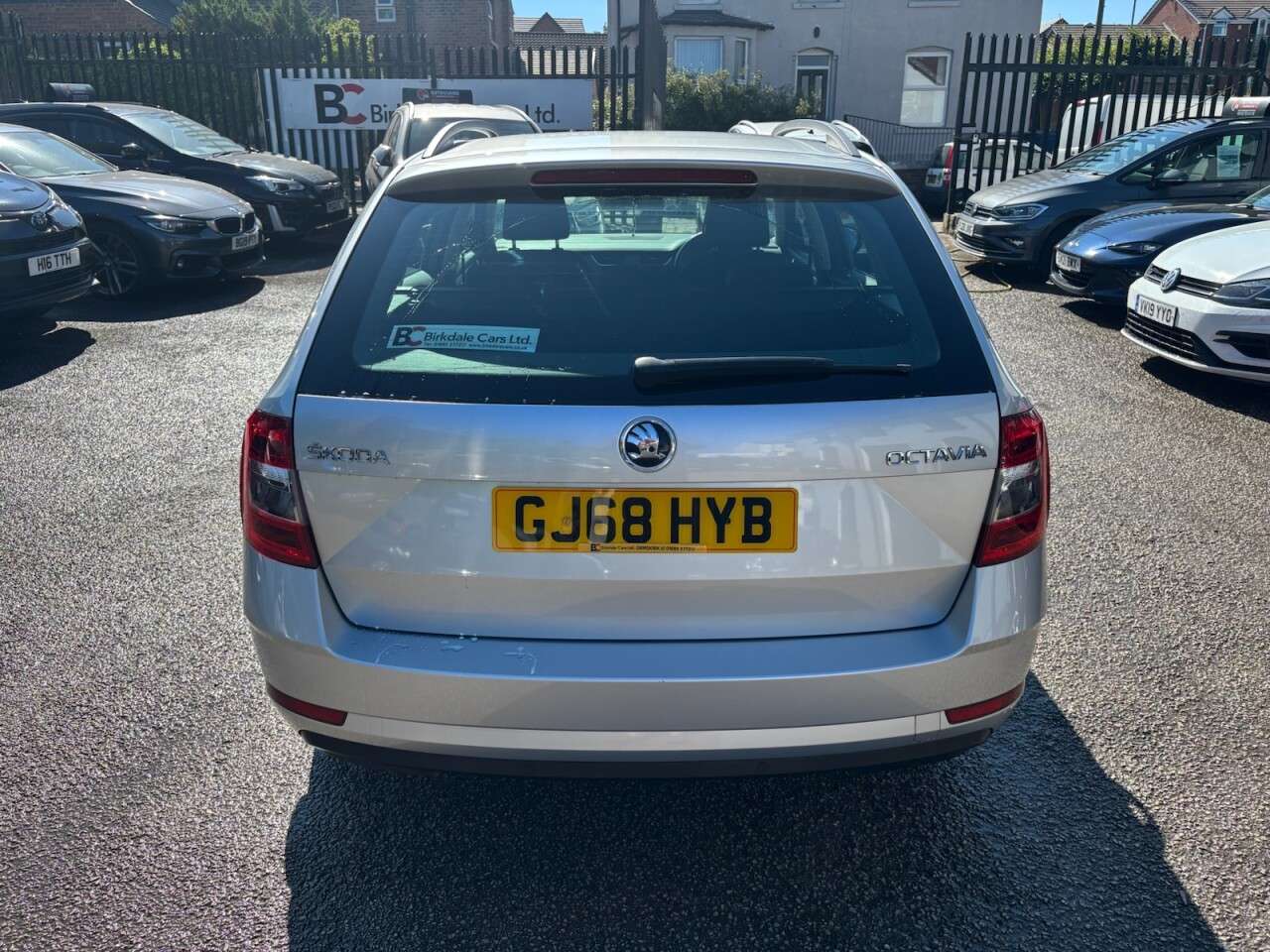 A 2018 SKODA OCTAVIA 1.6 TDI SE Estate 5dr Diesel DSG Euro 6 (s/s) (115 ps) CLIMATE - CRUISE - D A 2018 SKODA OCTAVIA 1.6 TDI SE Estate 5dr Diesel DSG Euro 6 (s/s) (115 ps) CLIMATE - CRUISE - D