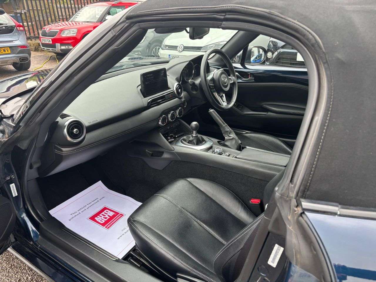 2021 MAZDA MX-5 2021 MAZDA MX-5
