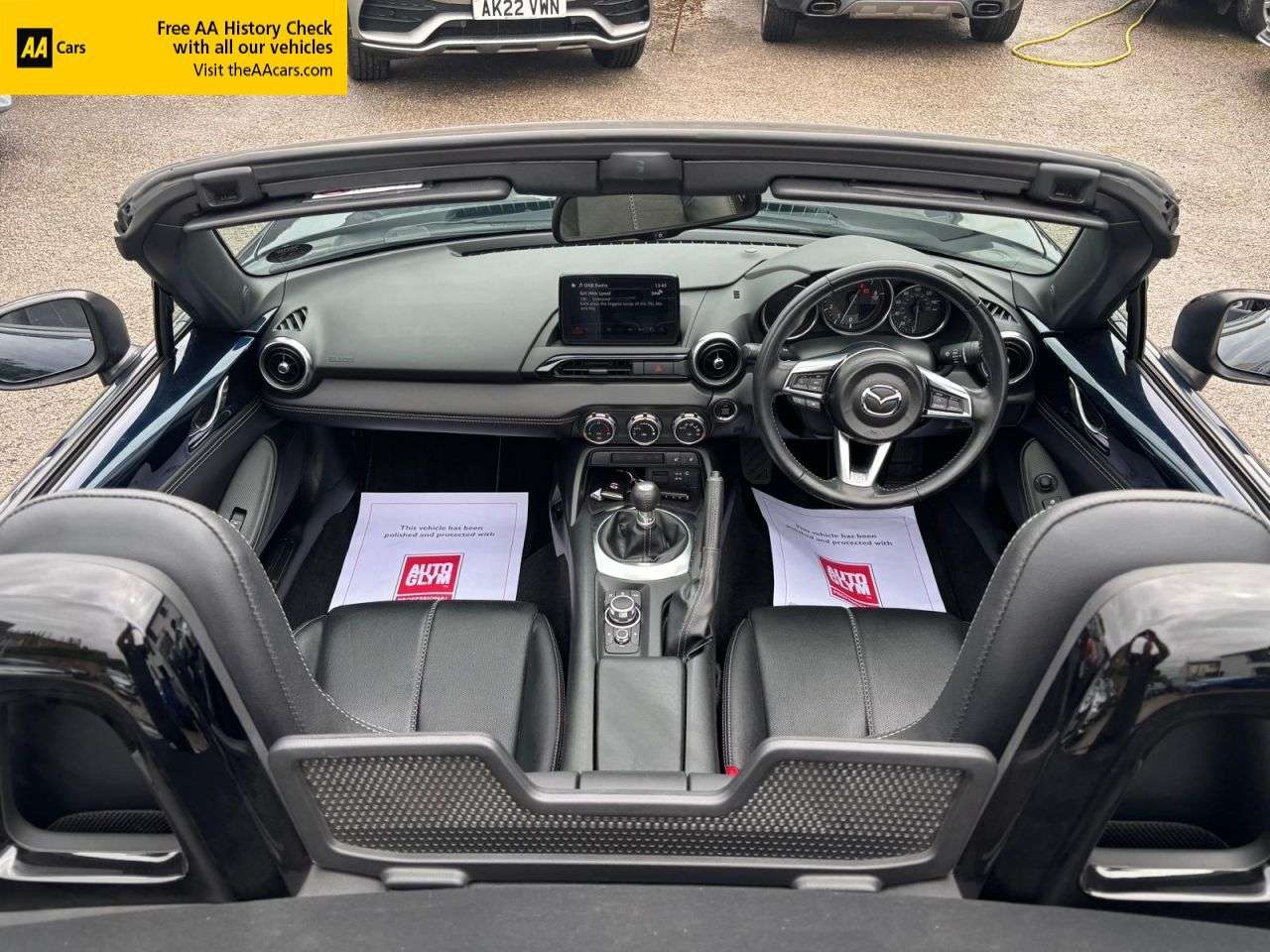 2021 MAZDA MX-5 2021 MAZDA MX-5