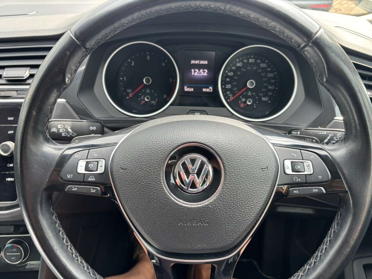 2018 VOLKSWAGEN TIGUAN 2018 VOLKSWAGEN TIGUAN