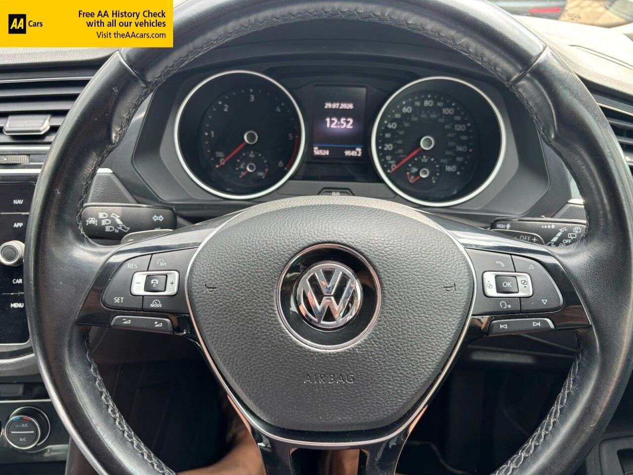 2018 VOLKSWAGEN TIGUAN 2018 VOLKSWAGEN TIGUAN