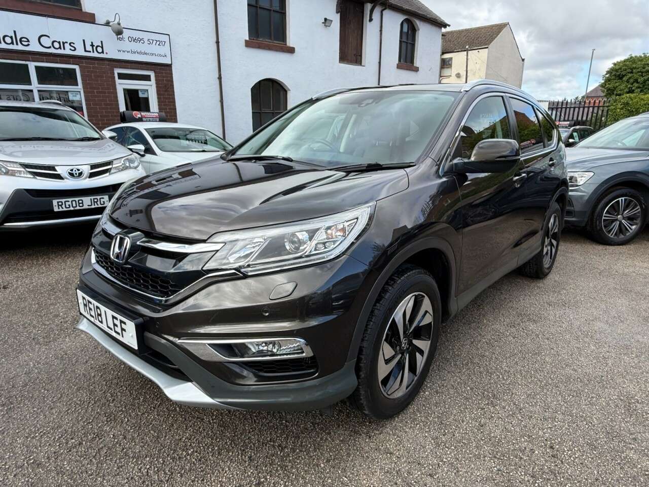 A 2018 HONDA CR-V 1.6 i-DTEC EX SUV 5dr Diesel 4WD Auto Euro 6 (160 ps) FSH - LEATHER/HEAT - A 2018 HONDA CR-V 1.6 i-DTEC EX SUV 5dr Diesel 4WD Auto Euro 6 (160 ps) FSH - LEATHER/HEAT -