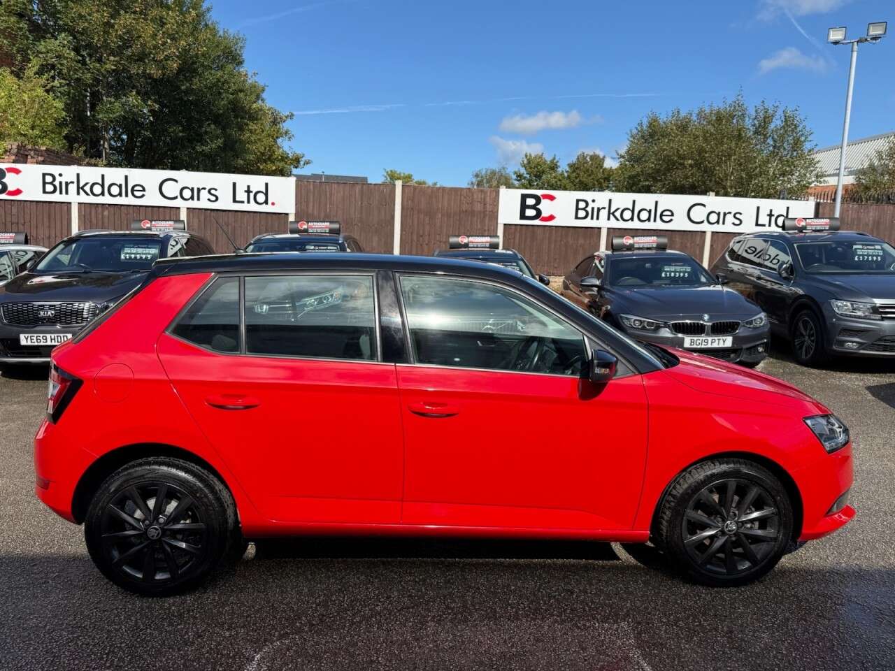 A 2020 SKODA FABIA 1.0 TSI Colour Edition Hatchback 5dr Petrol Manual Euro 6 (s/s) (95 ps) FSH A 2020 SKODA FABIA 1.0 TSI Colour Edition Hatchback 5dr Petrol Manual Euro 6 (s/s) (95 ps) FSH