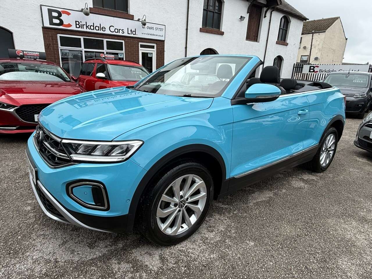 A 2023 VOLKSWAGEN T-ROC 1.5 TSI Style Convertible 2dr Petrol DSG 2WD Auto Euro 6 (s/s) (150 ps) FSH A 2023 VOLKSWAGEN T-ROC 1.5 TSI Style Convertible 2dr Petrol DSG 2WD Auto Euro 6 (s/s) (150 ps) FSH
