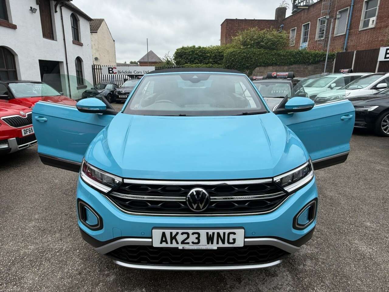 2023 VOLKSWAGEN T-ROC 2023 VOLKSWAGEN T-ROC