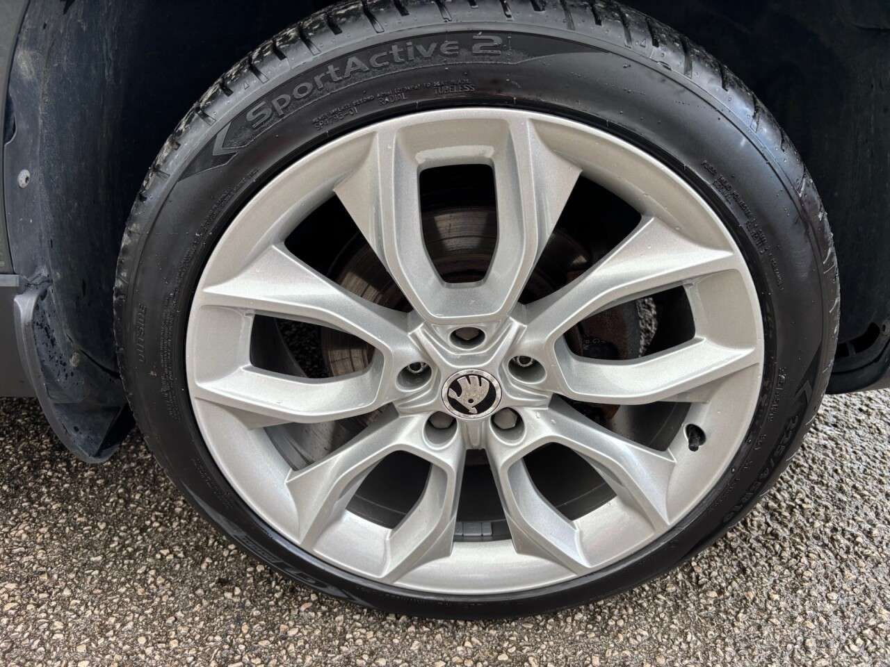 2020 SKODA KAROQ 2020 SKODA KAROQ