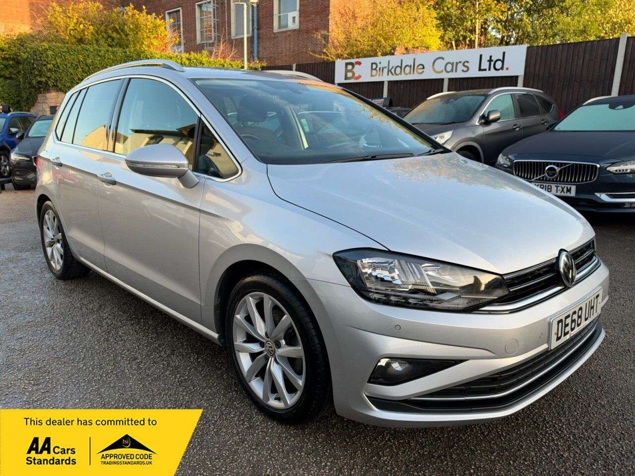 A 2018 VOLKSWAGEN GOLF SV 1.5 TSI EVO GPF GT MPV 5dr Petrol DSG Euro 6 (s/s) (150 ps) FSH (VW) - APPL A 2018 VOLKSWAGEN GOLF SV 1.5 TSI EVO GPF GT MPV 5dr Petrol DSG Euro 6 (s/s) (150 ps) FSH (VW) - APPL