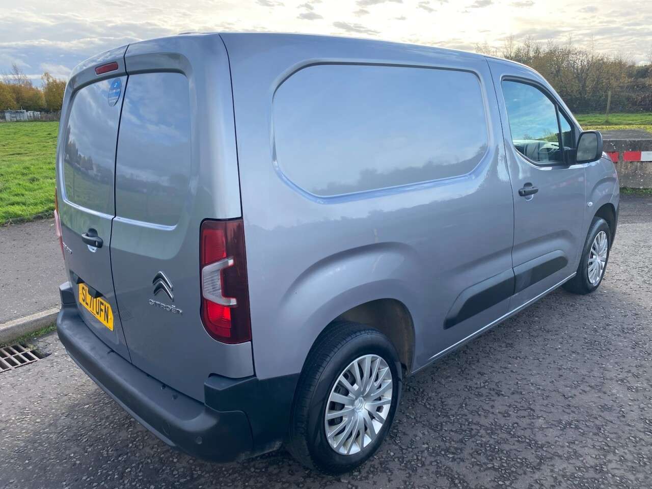 A 2021 CITROEN BERLINGO 1.5 BlueHDi 650 Enterprise M Pro NO VAT VAN SWB Euro 6 (75 ps) A 2021 CITROEN BERLINGO 1.5 BlueHDi 650 Enterprise M Pro NO VAT VAN SWB Euro 6 (75 ps)