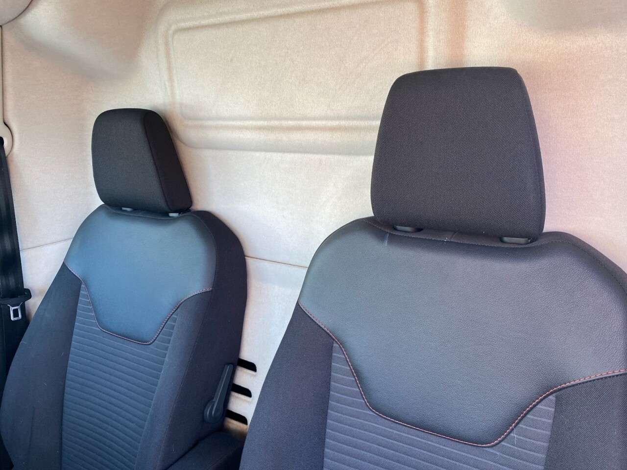 2018 FORD TRANSIT COURIER 2018 FORD TRANSIT COURIER