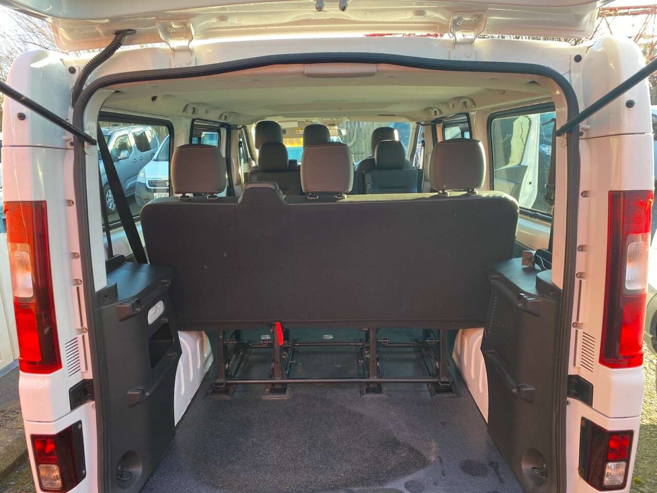 2015 RENAULT TRAFIC 2015 RENAULT TRAFIC