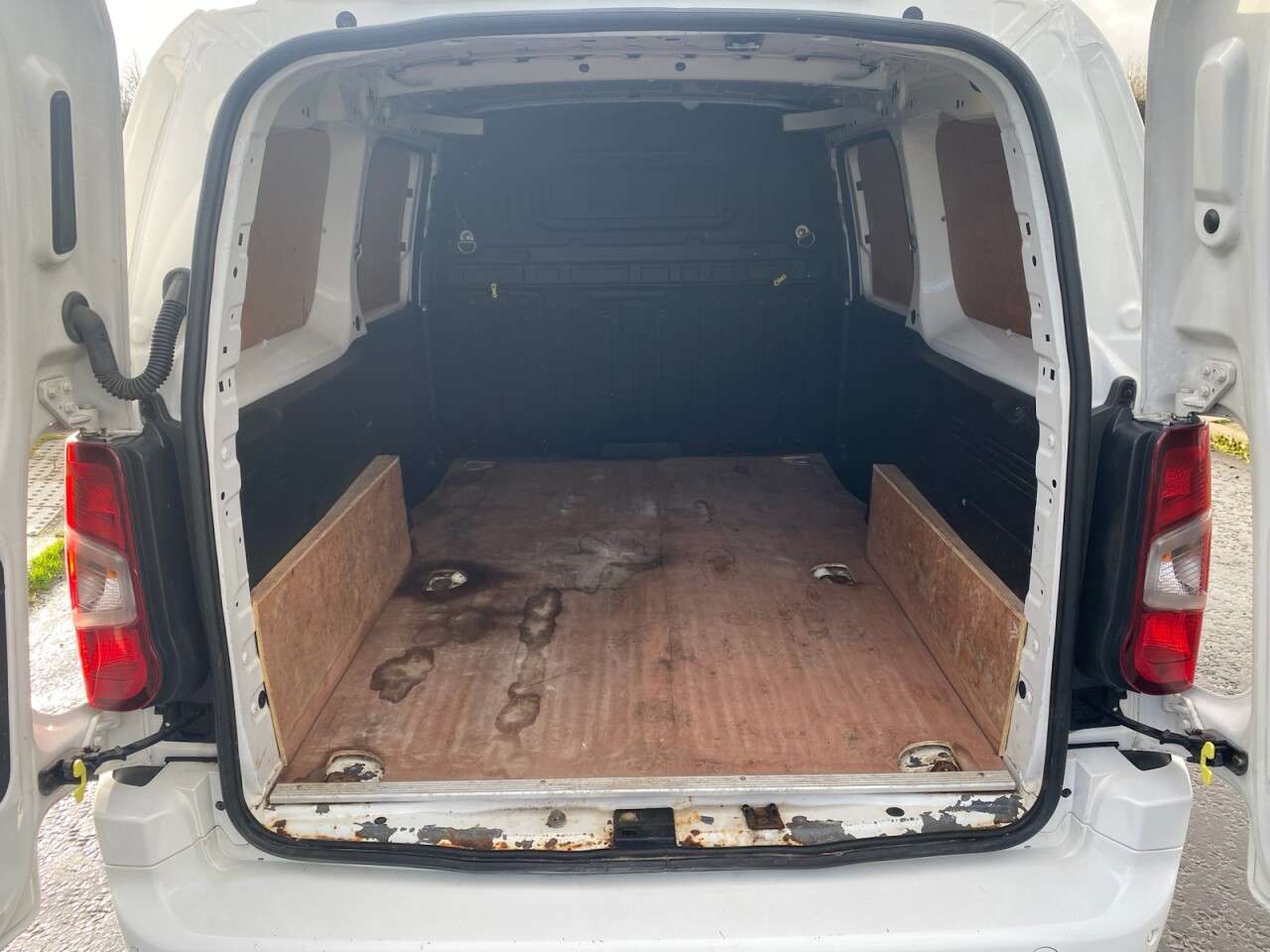 2019 PEUGEOT PARTNER 2019 PEUGEOT PARTNER