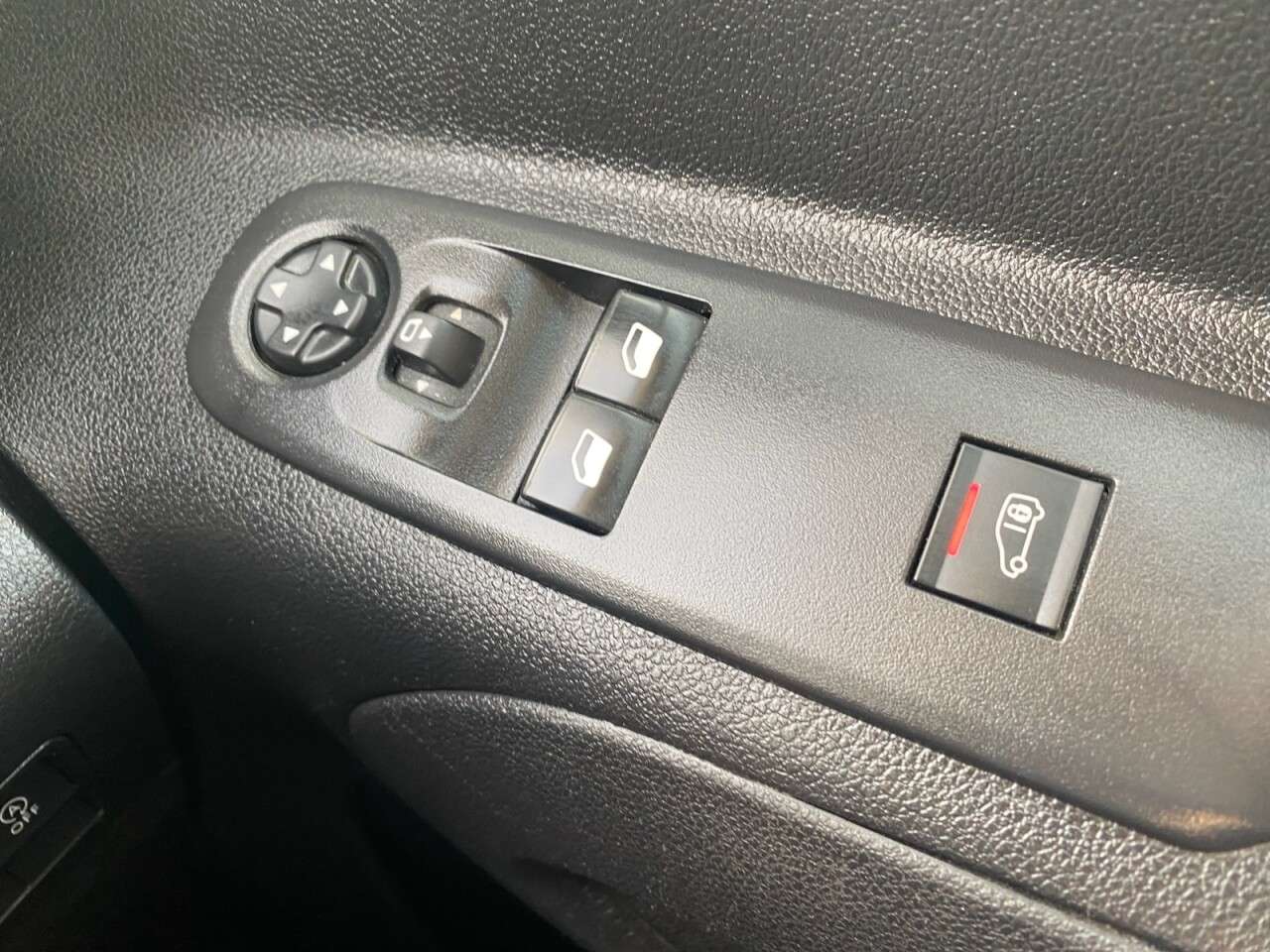 2019 PEUGEOT PARTNER 2019 PEUGEOT PARTNER