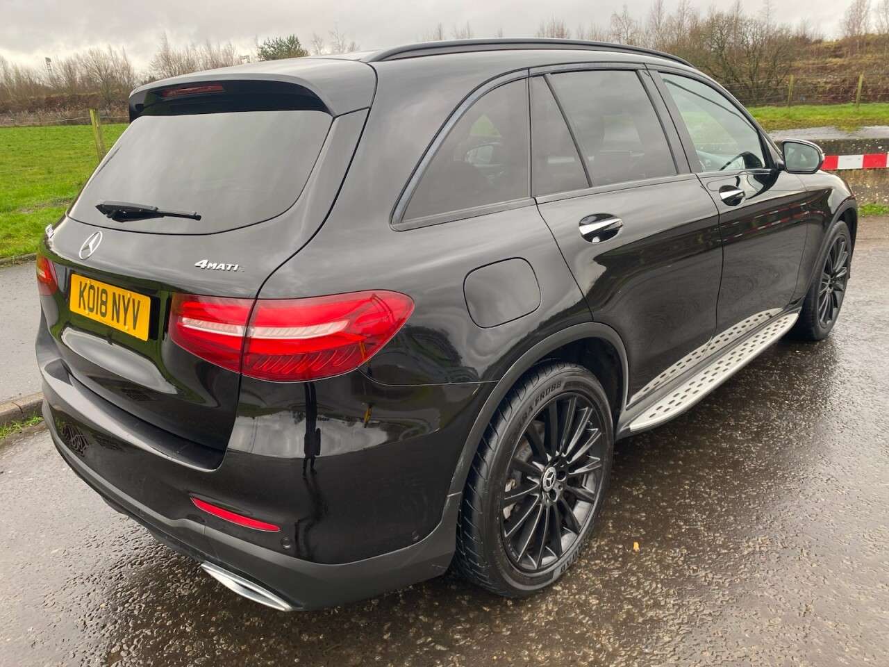 A 2018 MERCEDES-BENZ GLC 2.1 GLC220d AMG Line (Premium) PAN ROOF SUV 5dr Diesel G-Tronic+ 4MATIC Eur A 2018 MERCEDES-BENZ GLC 2.1 GLC220d AMG Line (Premium) PAN ROOF SUV 5dr Diesel G-Tronic+ 4MATIC Eur