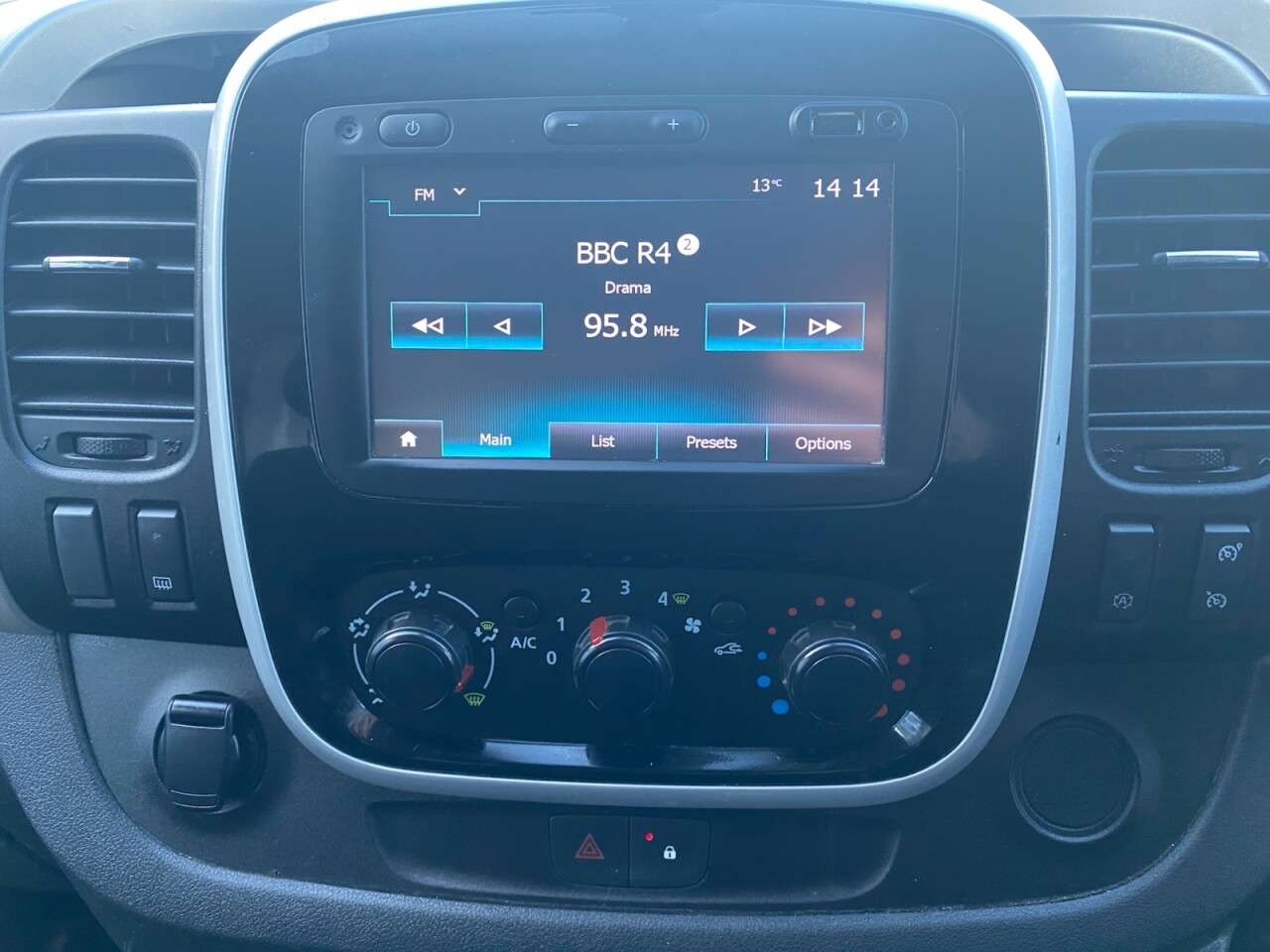 2019 RENAULT TRAFIC 2019 RENAULT TRAFIC