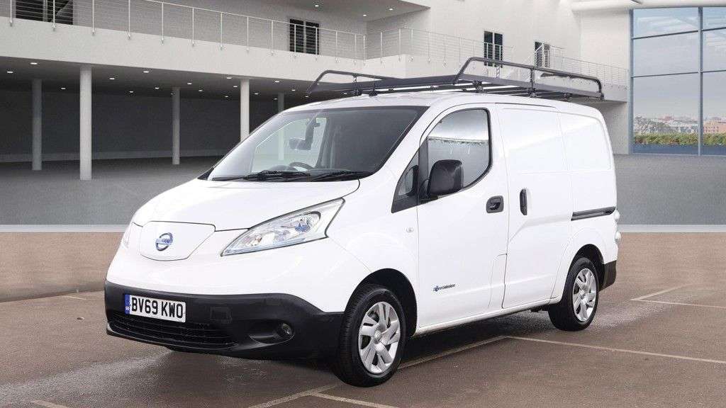 A 2019 NISSAN E-NV200 40kWh Acenta NO VAT VAN Electric Auto SWB (Quick Charge) (109 ps) A 2019 NISSAN E-NV200 40kWh Acenta NO VAT VAN Electric Auto SWB (Quick Charge) (109 ps)