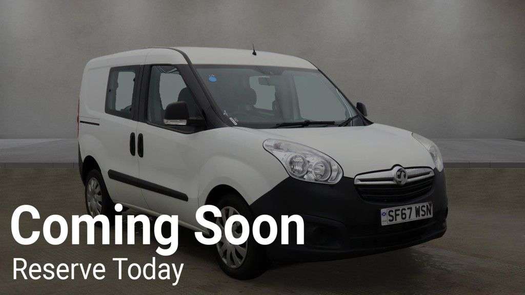 A 2017 VAUXHALL COMBO 1.3 CDTI 2300 5 SEAT NO VAT COMBI CREW VAN EURO 6 95bhp A 2017 VAUXHALL COMBO 1.3 CDTI 2300 5 SEAT NO VAT COMBI CREW VAN EURO 6 95bhp