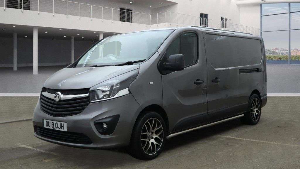 A 2019 VAUXHALL VIVARO 1.6 CDTi 2900 Sportive NO VAT LWB VAN L2 Euro 6 (120 ps) A 2019 VAUXHALL VIVARO 1.6 CDTi 2900 Sportive NO VAT LWB VAN L2 Euro 6 (120 ps)