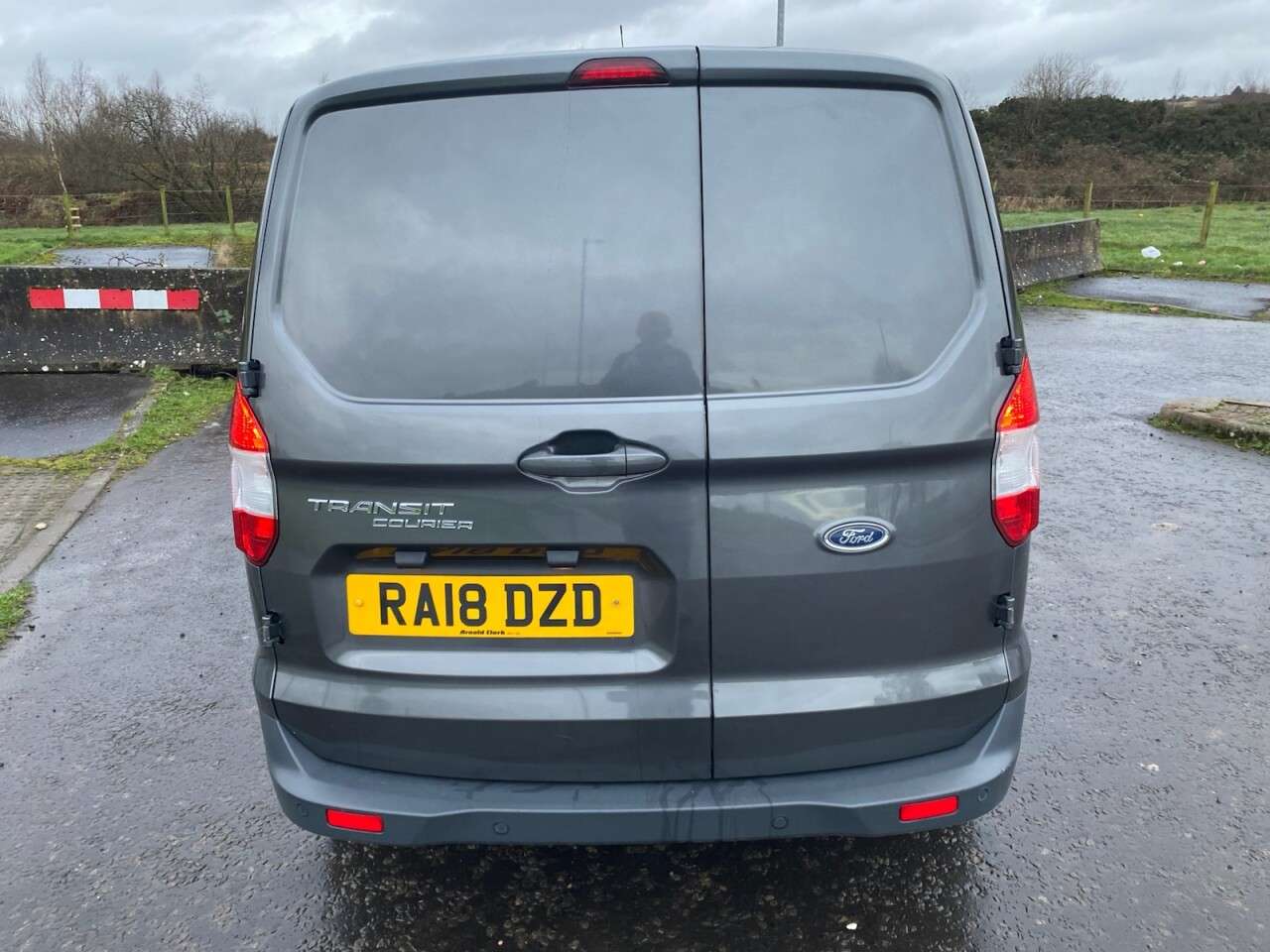 2018 FORD TRANSIT COURIER 2018 FORD TRANSIT COURIER