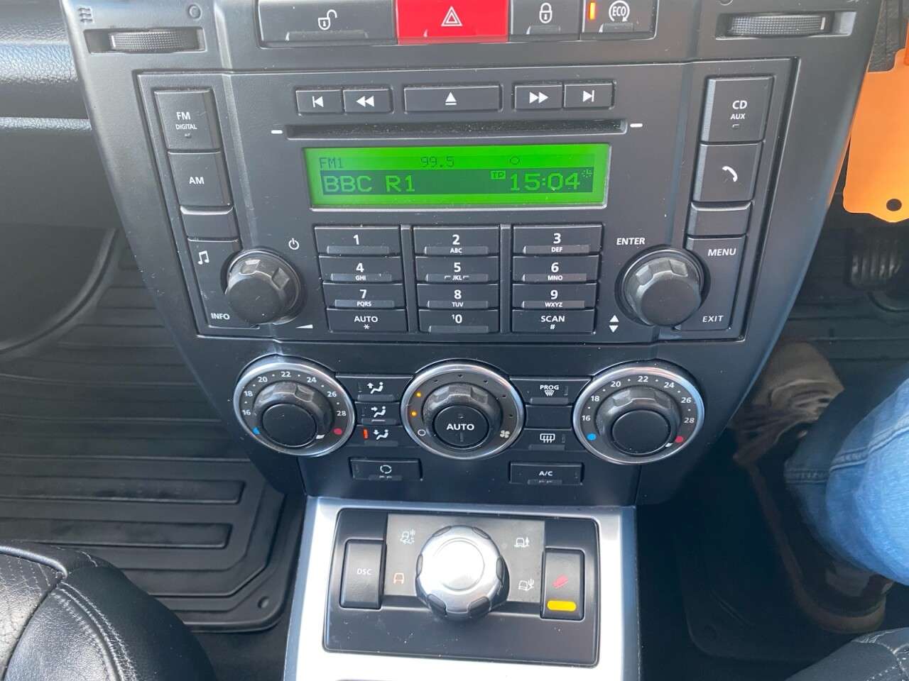 A 2010 LAND ROVER FREELANDER 2 2.2 TD4e GS SUV 5dr Diesel Manual 4WD Euro 4 (s/s) (160 ps) A 2010 LAND ROVER FREELANDER 2 2.2 TD4e GS SUV 5dr Diesel Manual 4WD Euro 4 (s/s) (160 ps)