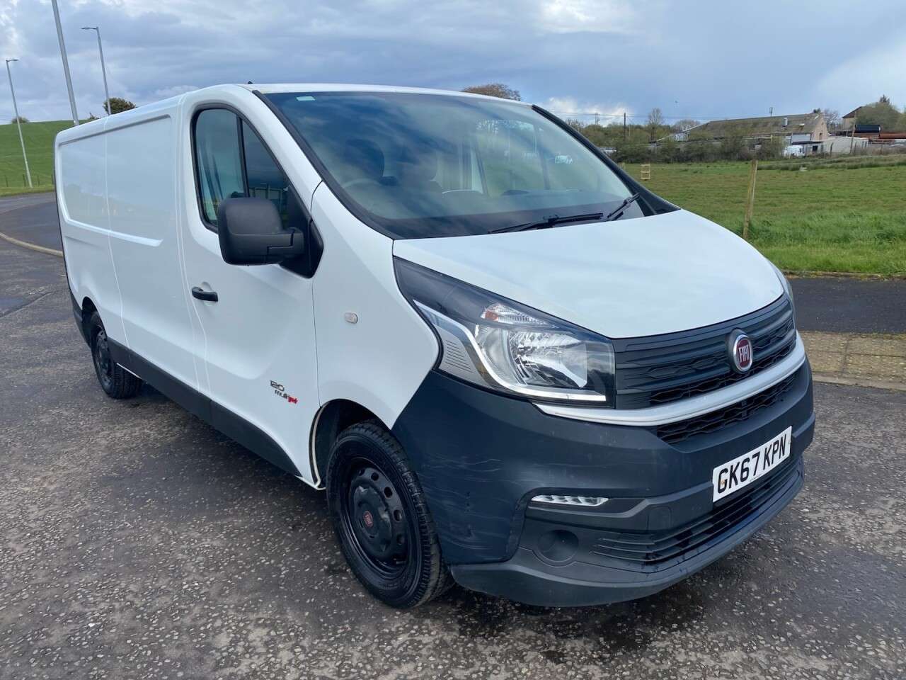 A 2017 FIAT TALENTO 1.6 MultiJet 12 LWB NO VAT VAN L2 H1 Euro 6 (120 ps) A 2017 FIAT TALENTO 1.6 MultiJet 12 LWB NO VAT VAN L2 H1 Euro 6 (120 ps)