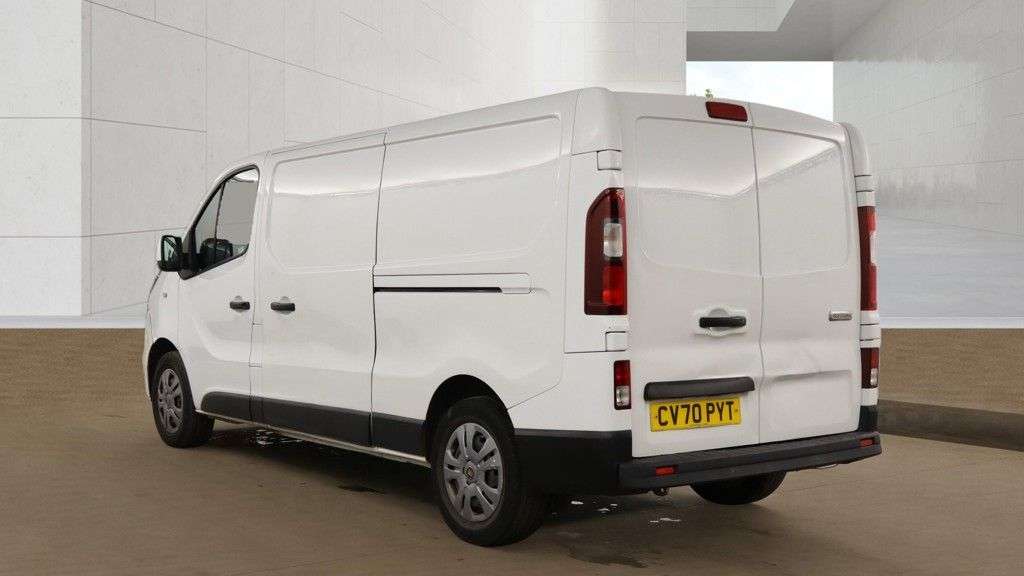 A 2020 FIAT TALENTO 2.0 MultiJet 12 TECNICO LWB NO VAT VAN L2 H1 Euro 6 (s/s) (170 ps) A 2020 FIAT TALENTO 2.0 MultiJet 12 TECNICO LWB NO VAT VAN L2 H1 Euro 6 (s/s) (170 ps)