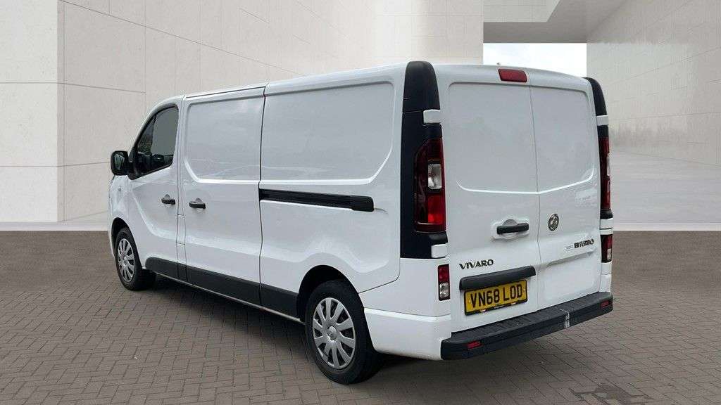 A 2018 VAUXHALL VIVARO 1.6 CDTi 2900 SPORTIVE NAV LWB NO VAT VAN L2 H1 Euro 6 (s/s) (125 ps) A 2018 VAUXHALL VIVARO 1.6 CDTi 2900 SPORTIVE NAV LWB NO VAT VAN L2 H1 Euro 6 (s/s) (125 ps)