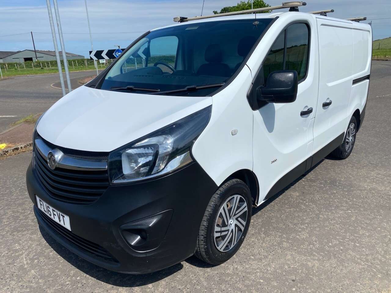 2016 VAUXHALL VIVARO 2016 VAUXHALL VIVARO