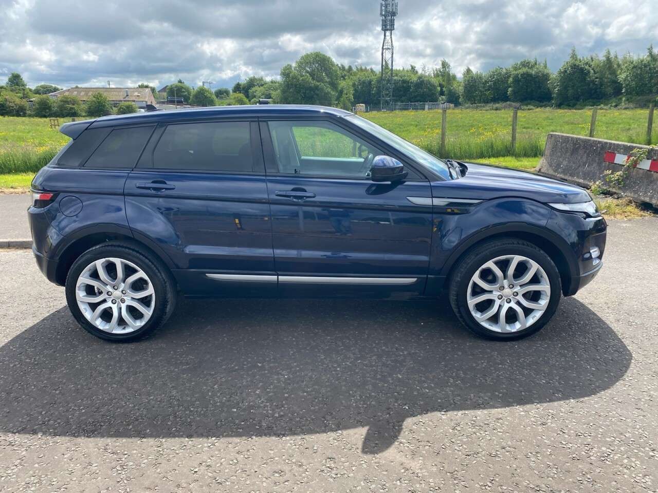 A 2014 LAND ROVER RANGE ROVER EVOQUE 2.2 SD4 Pure Tech SUV 5dr Diesel Auto 4WD Euro 5 (s/s) (190 ps) TIMING BELT A 2014 LAND ROVER RANGE ROVER EVOQUE 2.2 SD4 Pure Tech SUV 5dr Diesel Auto 4WD Euro 5 (s/s) (190 ps) TIMING BELT
